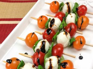 How to Make Easy Caprese Salad Skewers with Balsamic Glaze Recipe