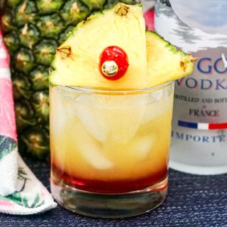 Classic Bay Breeze cocktail