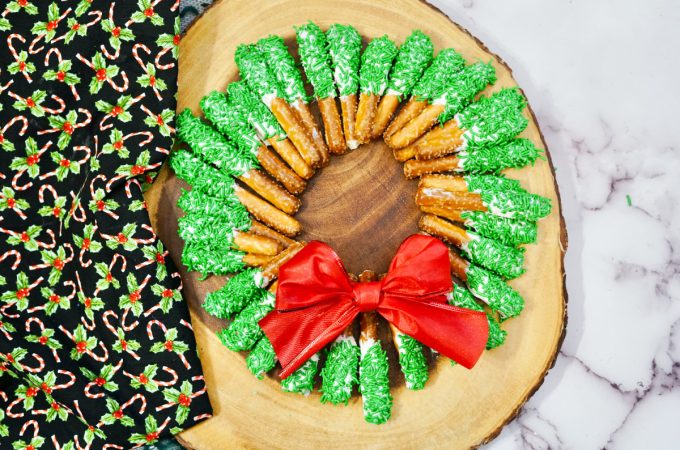 Christmas pretzel wreath